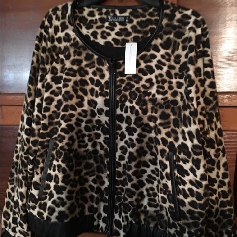 Animal print plus size jacket - Picture 1 of 8